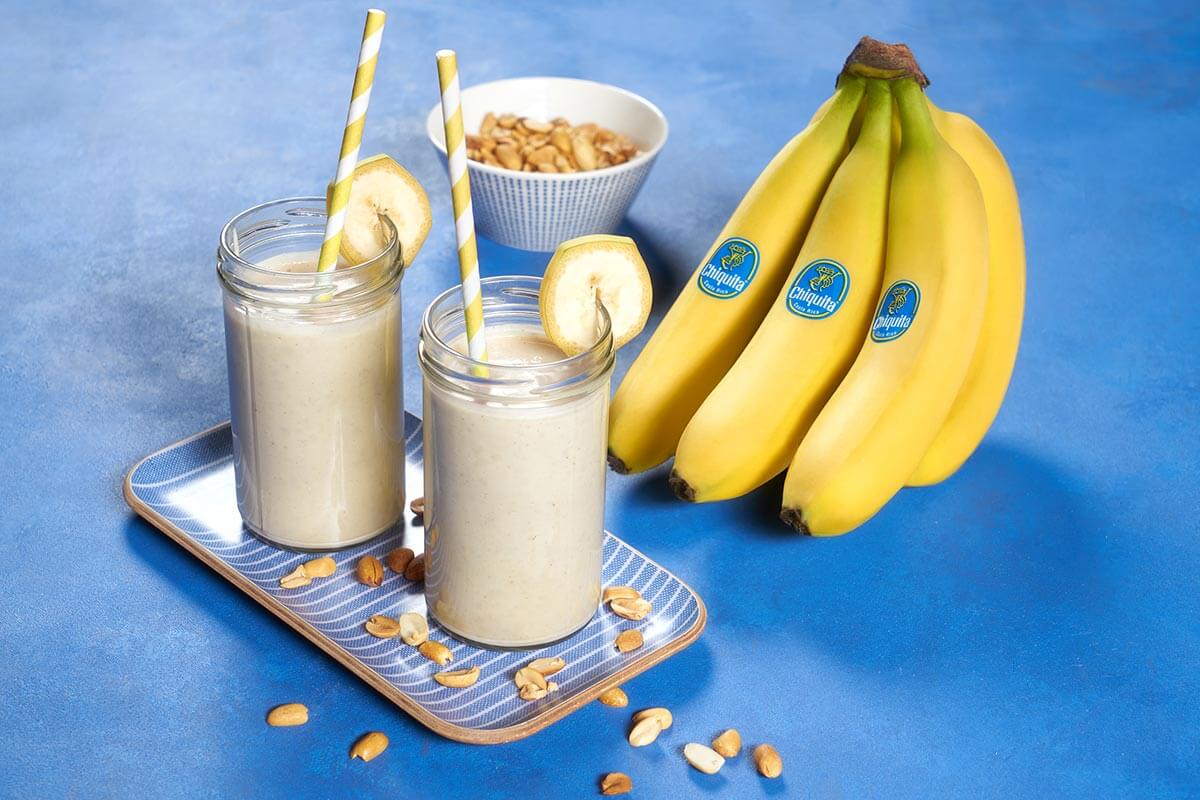 Allerlekkerste romige pindakaassmoothie met Chiquita bananen