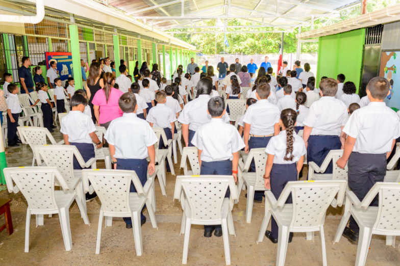 Chiquita schenkt dem Bildungsministerium von Costa Rica Land für den Bau von Schulen
