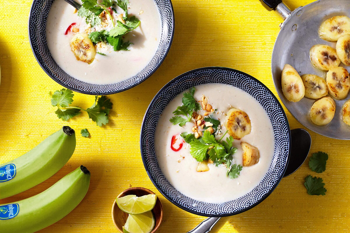 Gezonde Thaise curry-kokosoep met Chiquita bananen