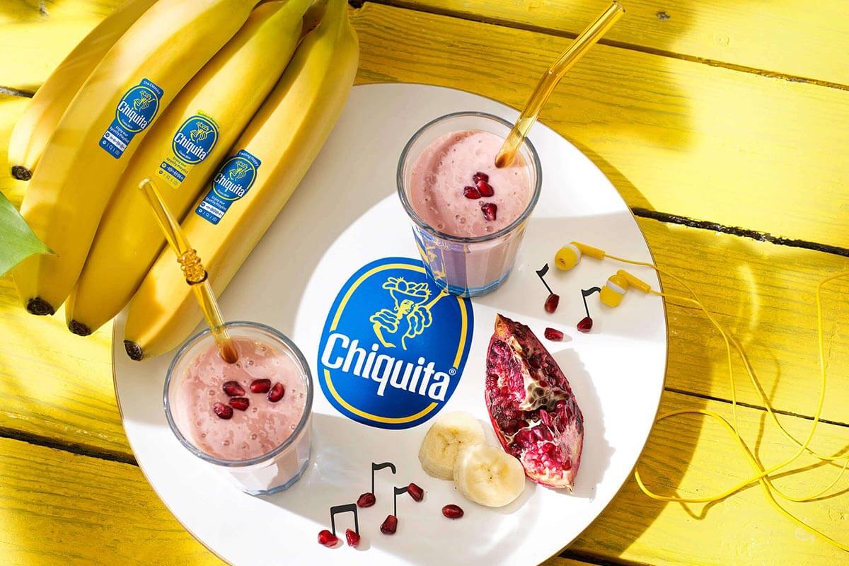 Smoothie van Chiquita-banaan en granaatappel