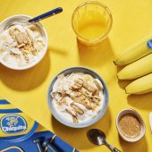 Kom met amandelboter, banaan en kokos voor energie vóór het sporten van Chiquita
