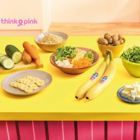 Bruine Rijst Bowl met Chiquita Bananen, Feta, Walnoten & Knapperige Groenten
